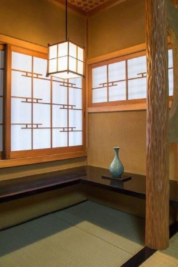 Yadokari Osaka *